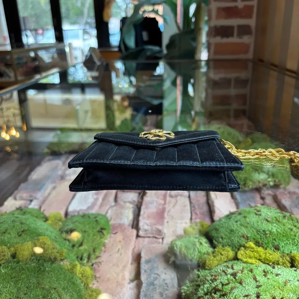 CHANEL details brand